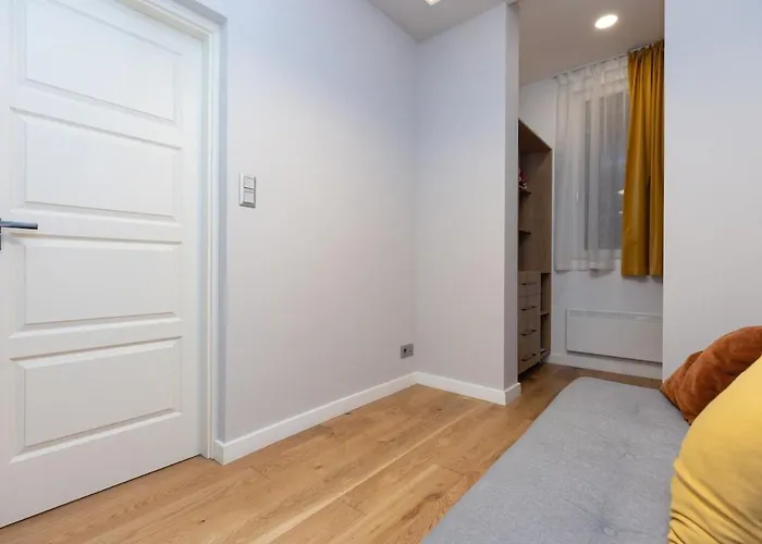 Lägenhet 2 Bedroom Apartment!